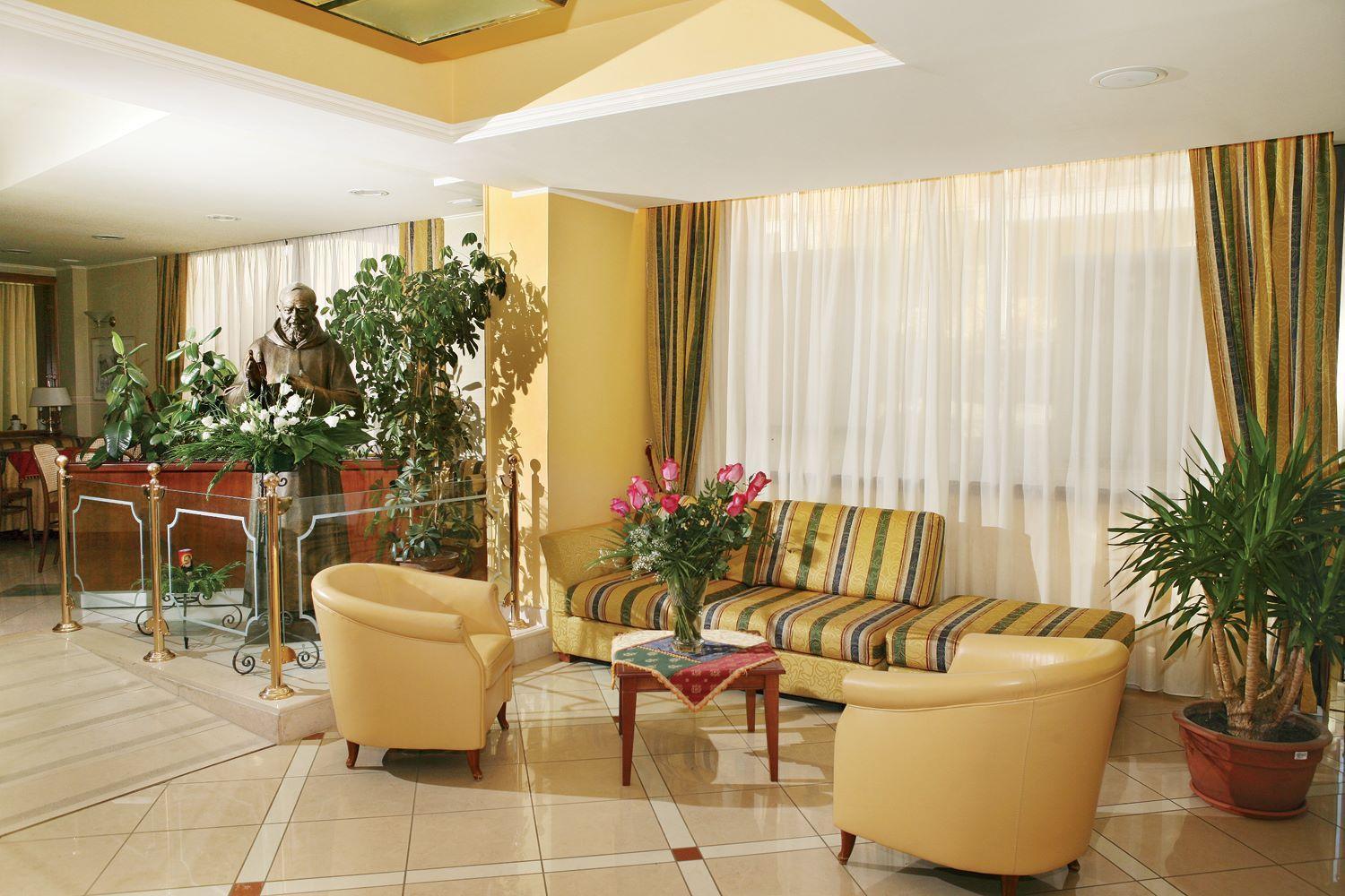 Hotel Parco Delle Rose San Giovanni Rotondo Exterior photo